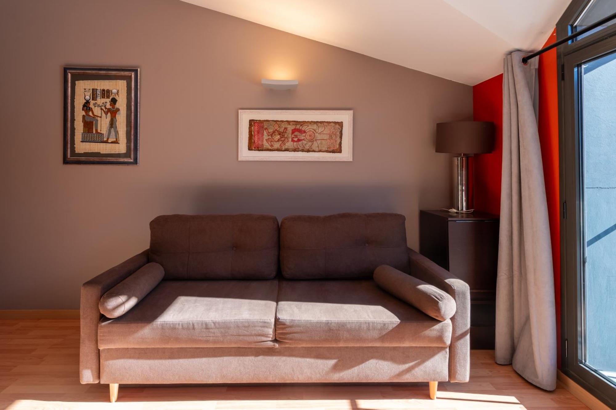 Apartamento Moderno Bh Aspen Atico Con Vistas 埃尔塔特 外观 照片