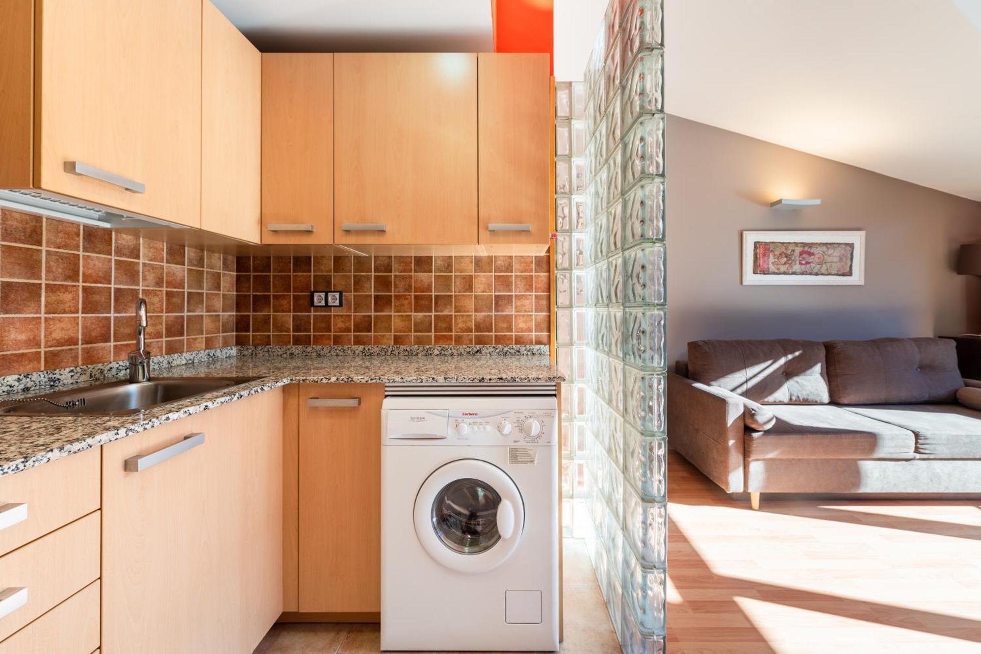 Apartamento Moderno Bh Aspen Atico Con Vistas 埃尔塔特 外观 照片