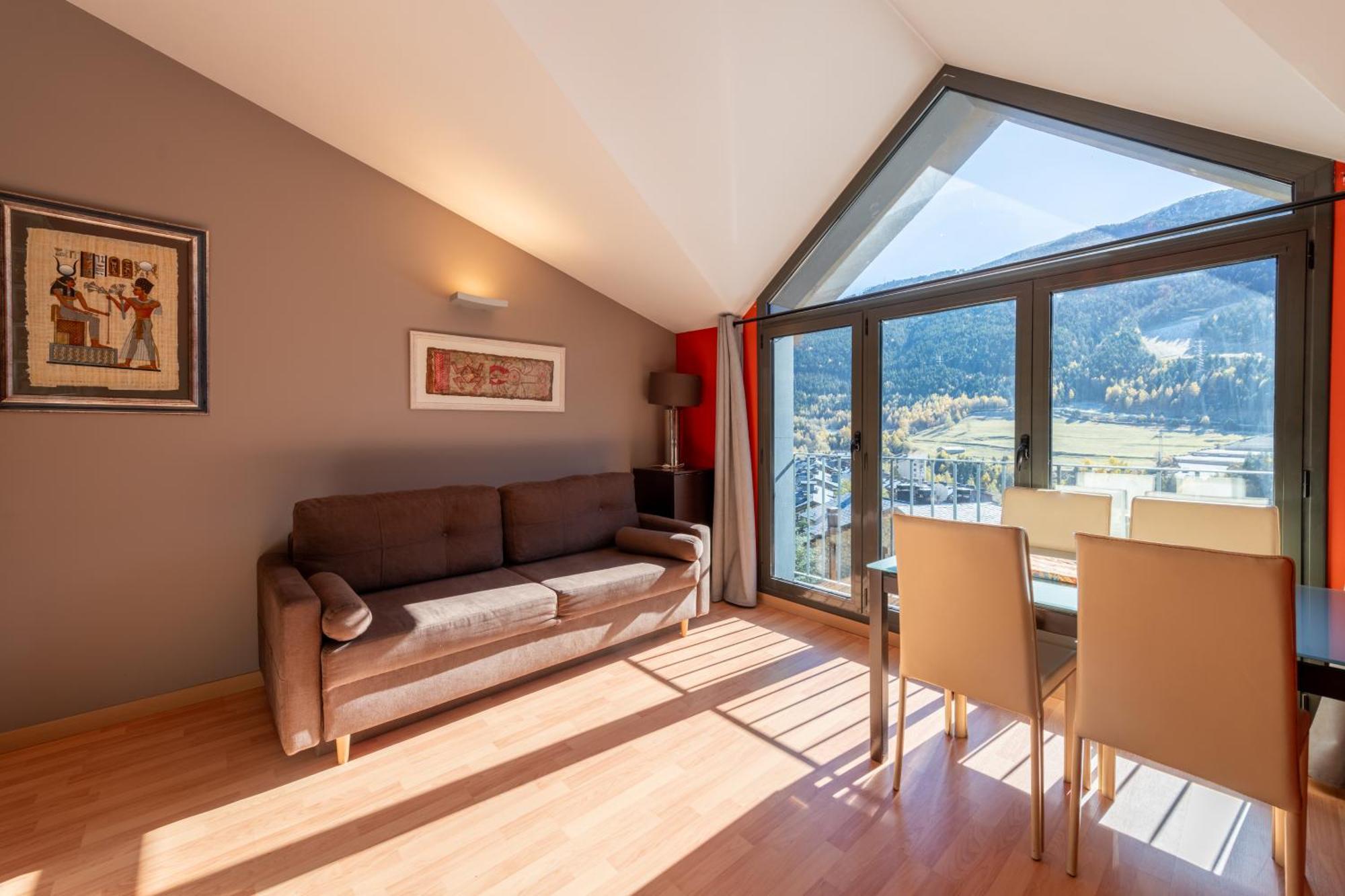 Apartamento Moderno Bh Aspen Atico Con Vistas 埃尔塔特 外观 照片