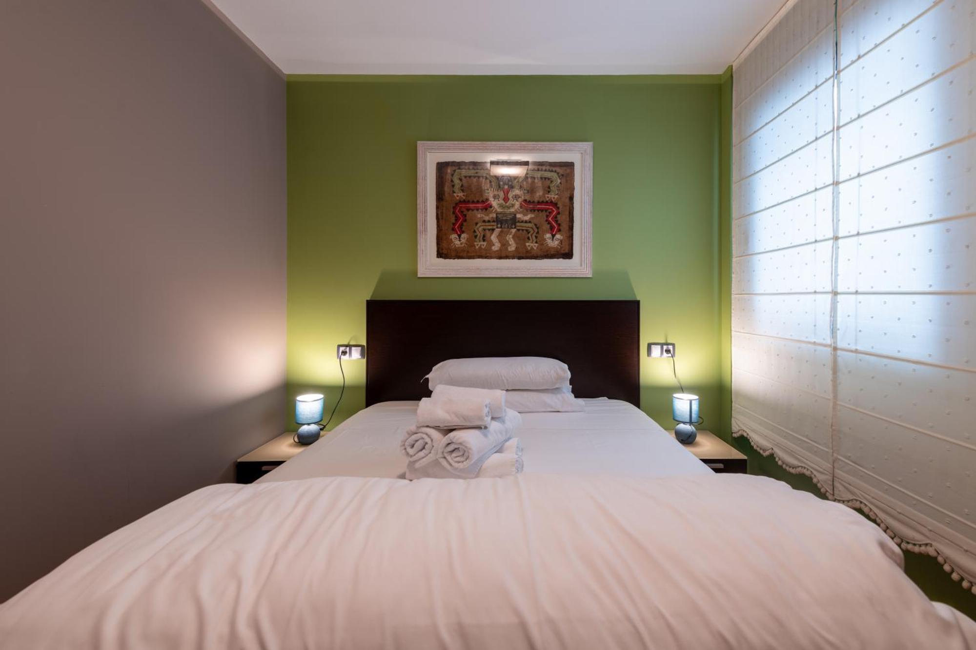 Apartamento Moderno Bh Aspen Atico Con Vistas 埃尔塔特 外观 照片